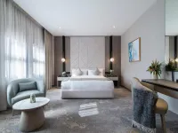 Vittori Palace Hotel and Residences Hotels near Al Hamra