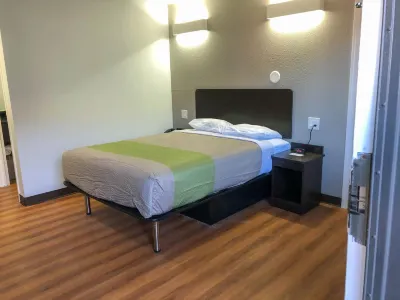 Studio 6 Wichita, KS Airport Hotels in Wichita