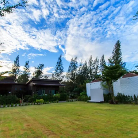 Pranburi Cabana Resort Отели рядом с достопримечательностью «Кхаокалок»