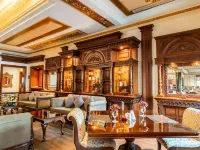 Royal Ascot Hotel Отели рядом с достопримечательностью «Рынок Мина-базар»