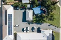 Sunrise Motel - parking