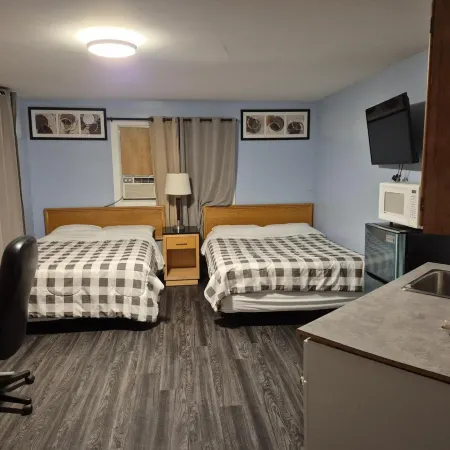 Park Side Motel