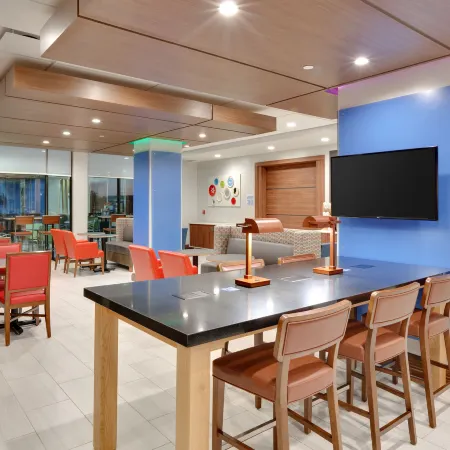 Holiday Inn Express & Suites FORT WORTH NORTH - NORTHLAKE by IHG