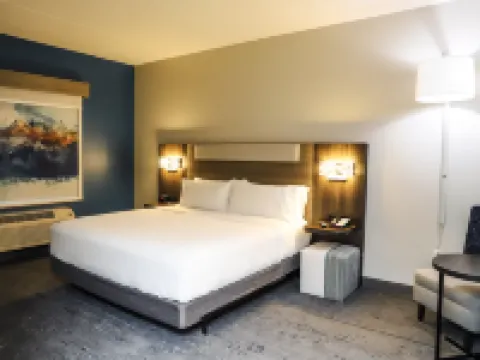 Holiday Inn Express & Suites DONEGAL by IHG Hotels in Donegal Township