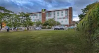 Holiday Inn Express Villahermosa Tabasco 2000 Hotels in 