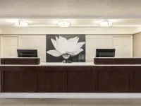 La Quinta Inn by Wyndham San Antonio I-35 N at Toepperwein Hotels in Live Oak
