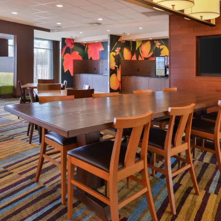 Fairfield Inn & Suites Eugene East/Springfield Hotels in Eugene