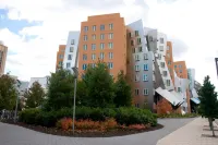 Courtyard by Marriott Boston Cambridge Hotels near Boston University