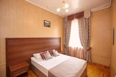 Tsentral'Naya Hotel