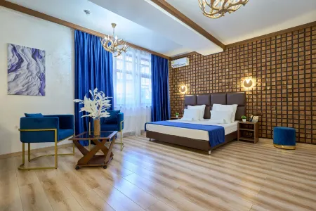 Astra de Rosa (Астра де Роза) Отели рядом с достопримечательностью «Смотровая поляна 960»