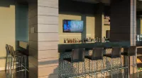Hampton by Hilton Bucaramanga - bar