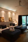 Battambang Resort - parking