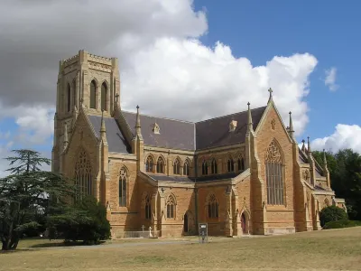 Goulburn Motor Inn Hotels near Garroorigang Historic Home