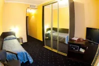 Angel Hotel