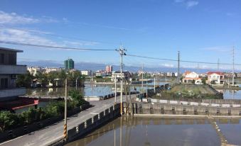 Han Lu Ching Bed and Breakfast