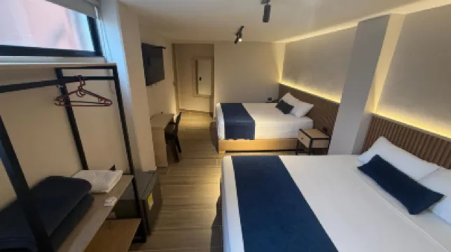 索拉美利加酒店 鄰近Plaza de Toros La Macarena的酒店