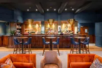 Thatchers, Leatherhead East Horsley - bar