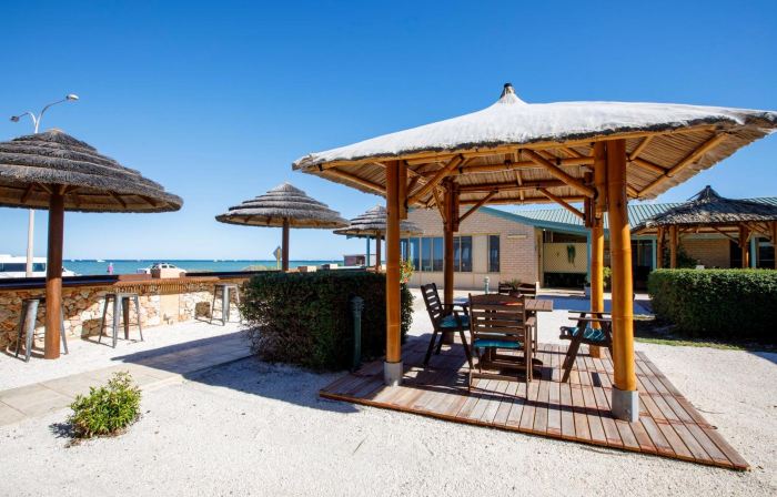 Shark Bay Seafront Apartments