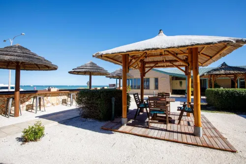 Shark Bay Seafront Apartments - Wifi