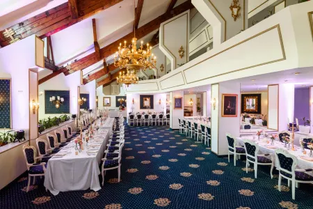 Aurelius Imparatul Romanilor Отели в г. Брашов