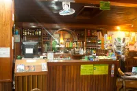 Hotel Jaguar Inn Tikal - ที่มีบาร์