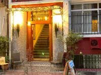 Antique Hostel
