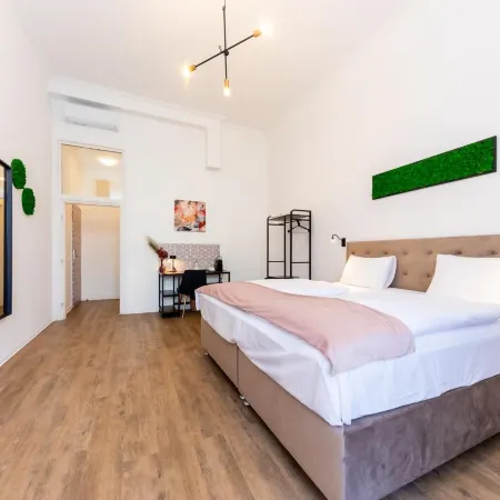 Adagio Downtown Rooms