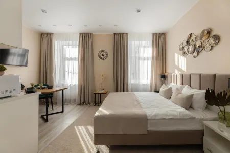 Greenstone (Гринстоун) Отели рядом с достопримечательностью «Скульптурный ансамбль «Знаки Зодиака»»