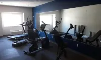 Microtel Inn & Suites by Wyndham Woodland Park - Gym