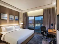 Aber Al Takhassusi Hotels near Riyadh Golf Courses