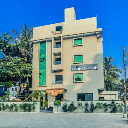 Hotel Ruchira Moonline Resto