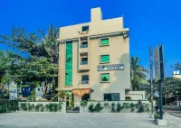 Hotel Ruchira Moonline Resto - 2-Star
