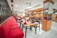 Golden Tulip Essential Tangerang - Morgenmad