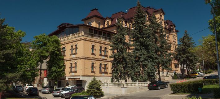 Bristol Hotel Hotel di Pyatigorsk