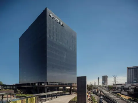 Novotel Mexico City Toreo Hotels near Centro Banamex