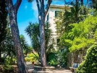 Il Giardino Hotels near Hadrian's Villa