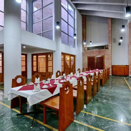 THE INDO HOKKE HOTEL