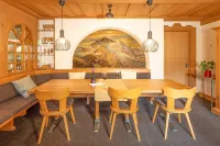 Jungfrau Lodge, Swiss Mountain Hotel