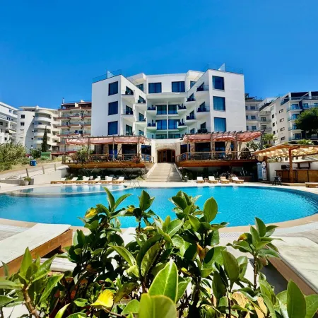Harbour Hotel