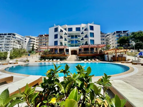 Harbour Hotel - Infinity Pools