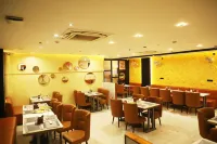Hotel Devki Inn - breakfast