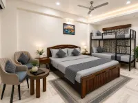 Holiday Out Hotel - Mountain view