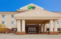 Holiday Inn Express & Suites Yankton