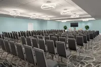 Courtyard Nassau Downtown/Junkanoo Beach Hotels in Nassau