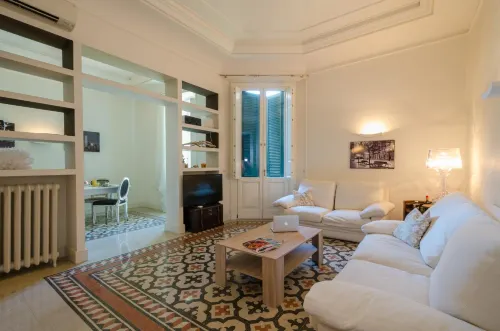 Bea Suites Luxury Rooms - Bed and Breakfasts
