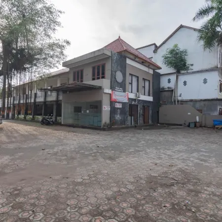 RedDoorz Plus at Hotel Sofia Pangandaran