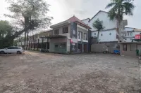 RedDoorz Plus at Hotel Sofia Pangandaran - 2-Star