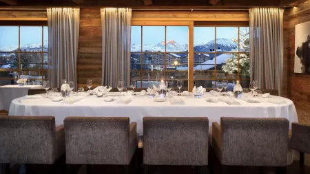 Hostellerie du Pas de l'Ours "Relais et Châteaux"