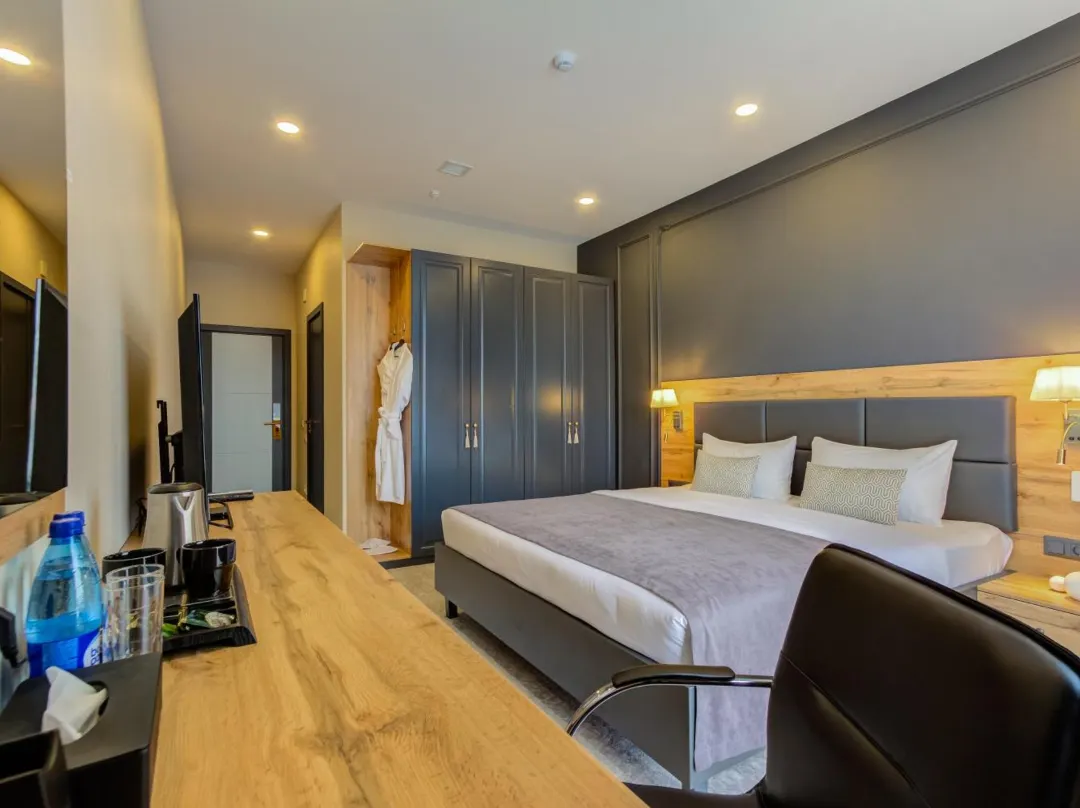 Aurum Hotel - Biskek