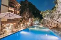 Bamboo Hill Villa